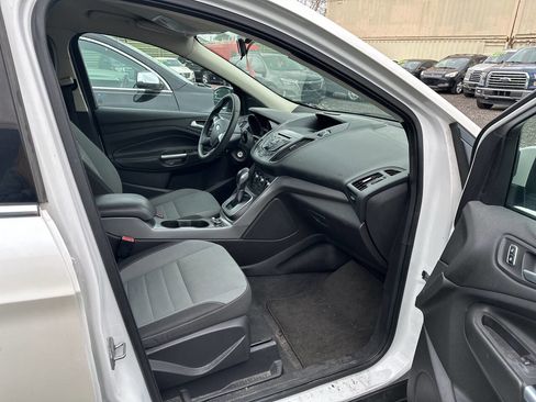 Used 2013 Ford Escape SE image 6