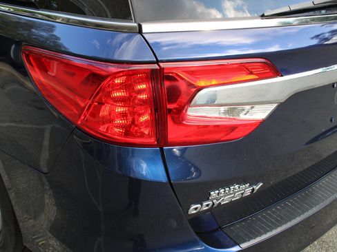 Used 2019 Honda Odyssey EX-L image 27