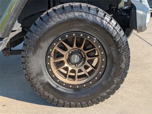 Certified 2021 Jeep Wrangler Unlimited Sahara image 11