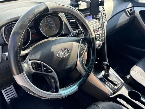 Used 2013 Hyundai Elantra GT w/ Touch & Go Pkg FWD image 10