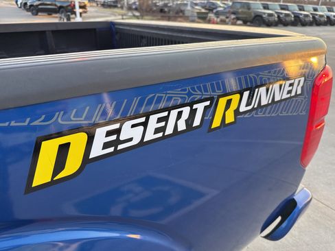 Used 2014 Nissan Frontier Desert Runner image 12