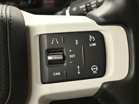 Used 2023 Land Rover Defender 130 First Edition AWD/4WD image 20