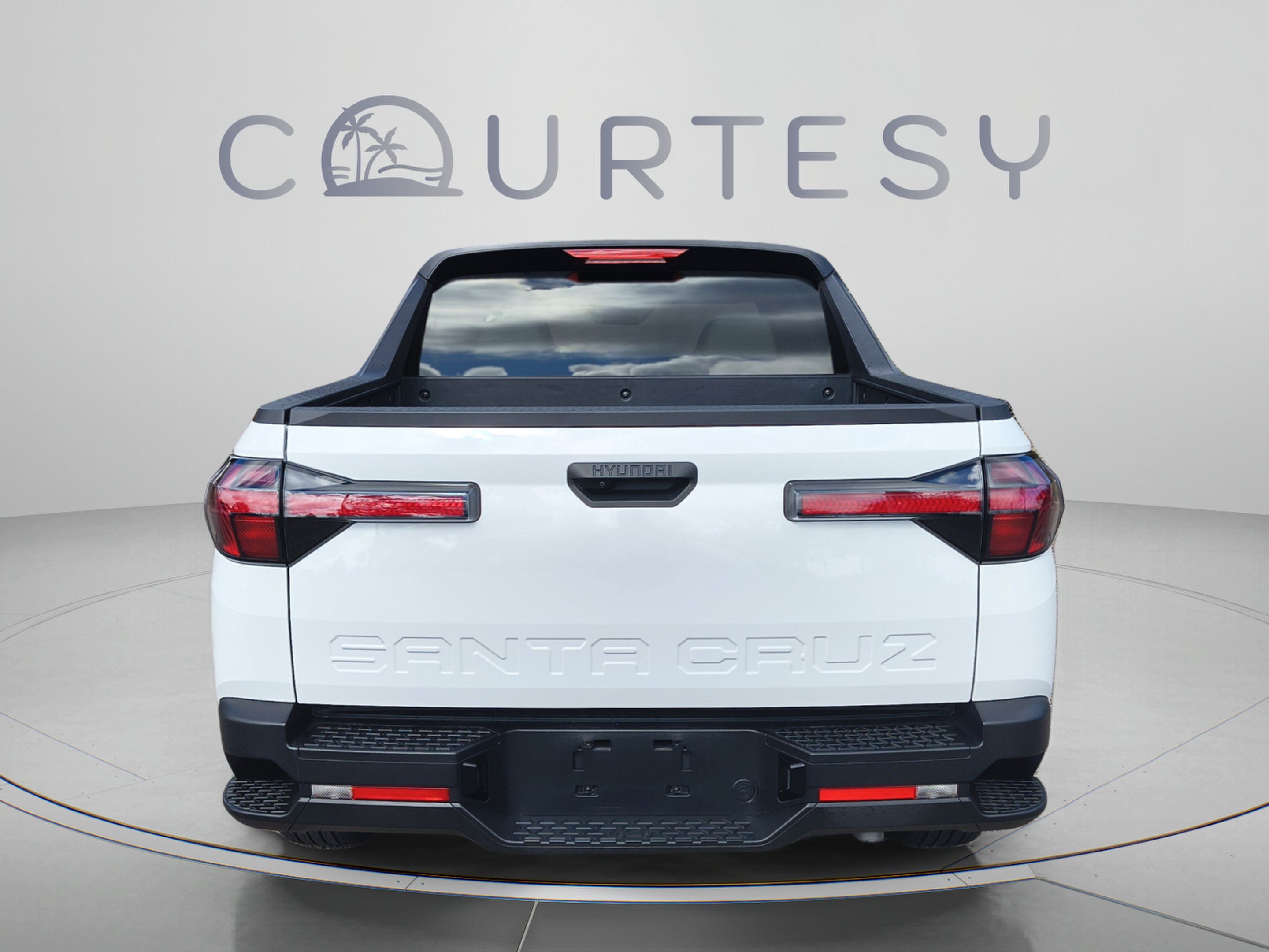 Certified 2025 Hyundai Santa Cruz SEL FWD image 4