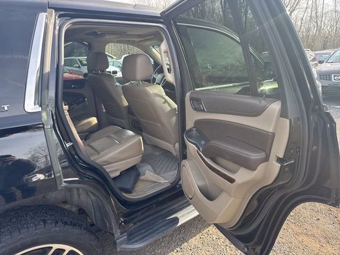 Used 2018 Chevrolet Tahoe LT image 32