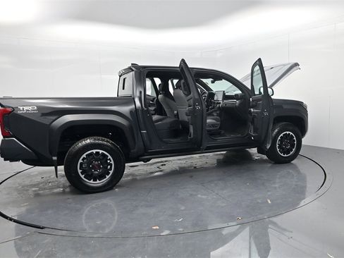 Used 2025 Toyota Tacoma TRD Off-Road w/ TRD Off Road Upgrade Package image 58