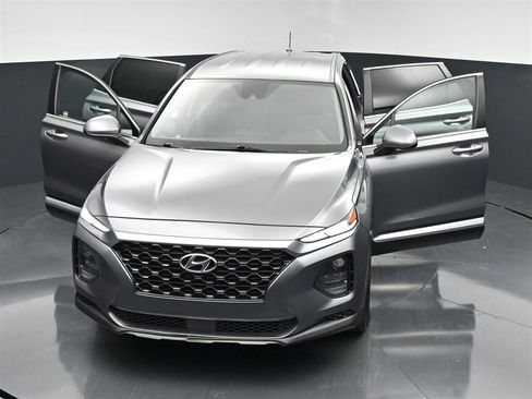 Used 2020 Hyundai Santa Fe SE AWD/4WD image 36