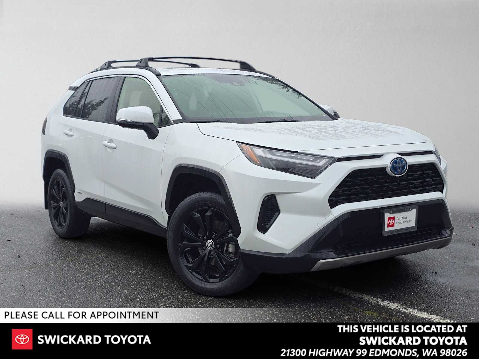 Used 2024 Toyota RAV4 SE w/ Convenience Package AWD/4WD image 1