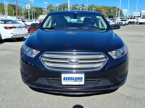 Used 2017 Ford Taurus SE image 9