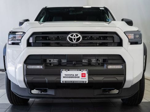 New 2026 Toyota 4Runner SR5 image 2