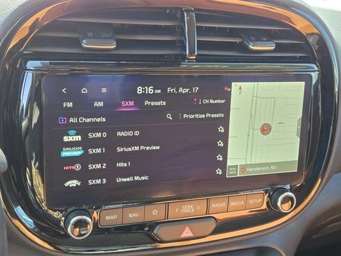 Used 2025 Kia Soul EX image 19