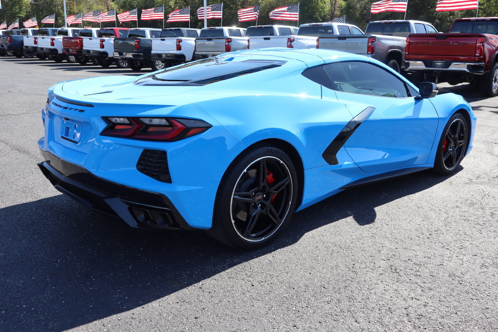 Used 2024 Chevrolet Corvette Stingray Preferred Cpe RWD image 38