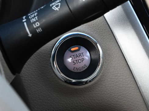 Used 2014 Nissan Altima 2.5 S w/ Display Audio Package image 18