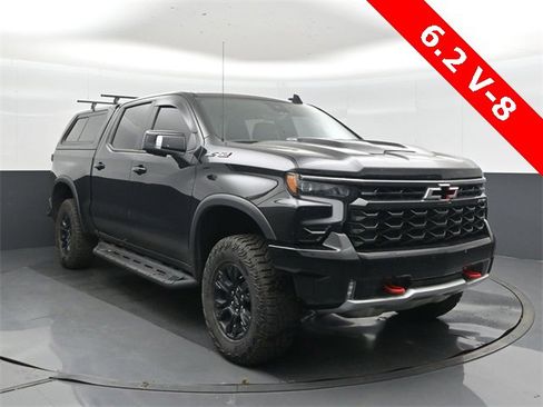 Used 2024 Chevrolet Silverado 1500 ZR2 w/ Technology Package image 6