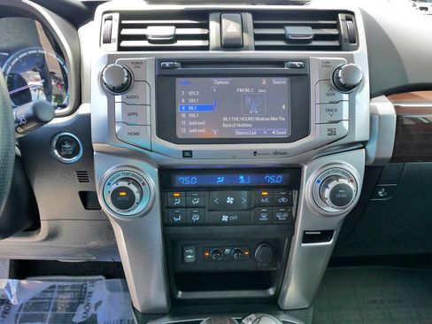 Used 2014 Toyota 4Runner Limited AWD/4WD image 28