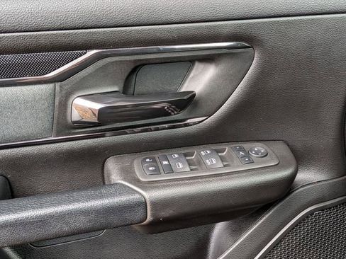 Used 2022 RAM 1500 Big Horn w/ Built-to-serve Edition image 11