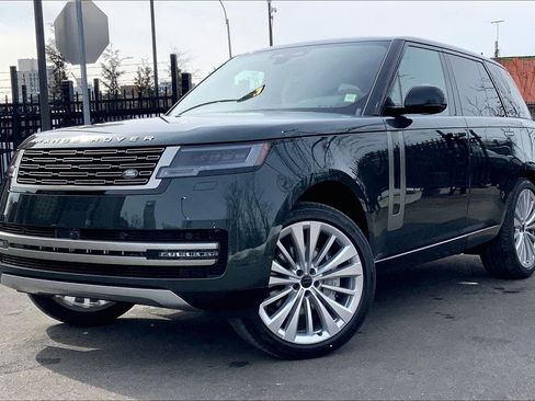 New 2026 Land Rover Range Rover SE image 1