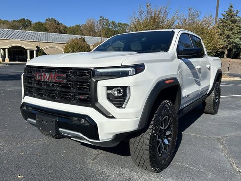 Used 2024 GMC Canyon AT4X image 62