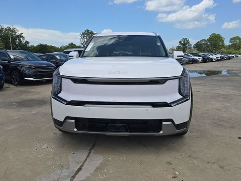 New 2026 Kia EV9 Land AWD/4WD image 3