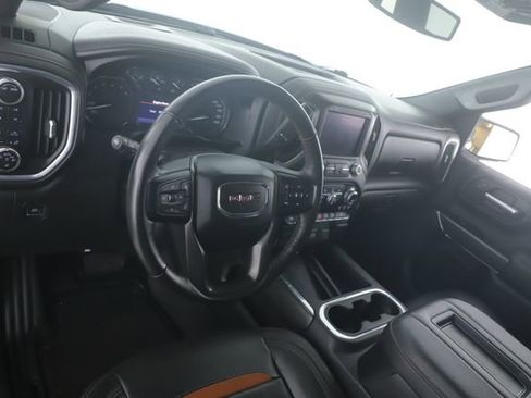 Used 2022 GMC Sierra 1500 AT4 w/ AT4 Premium Package AWD/4WD image 17
