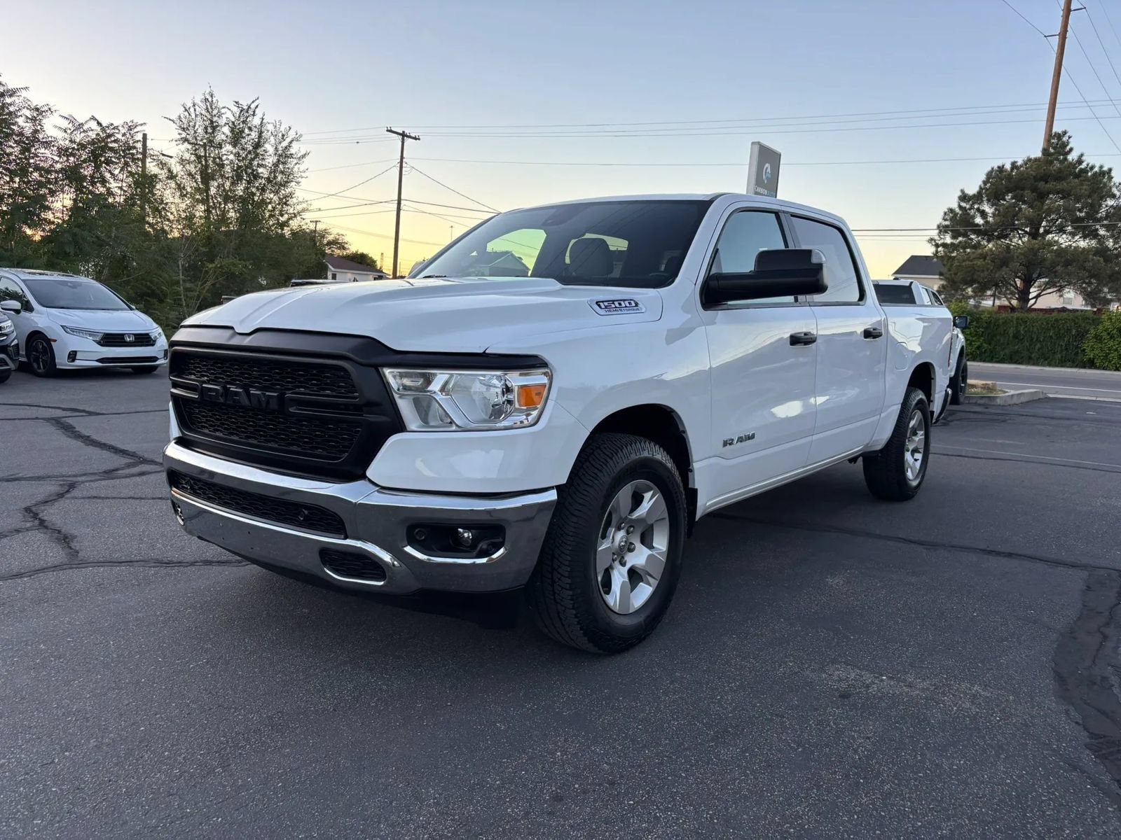 Used 2023 RAM 1500 Big Horn AWD/4WD image 3