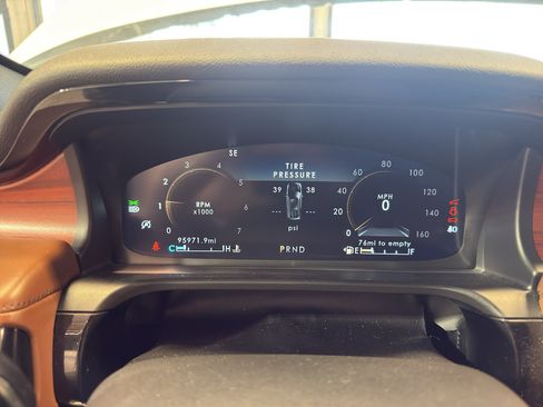 Used 2021 Lincoln Aviator Reserve w/ Equipment Group 202A AWD/4WD image 19