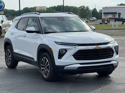 Certified 2024 Chevrolet TrailBlazer LT AWD/4WD image 15