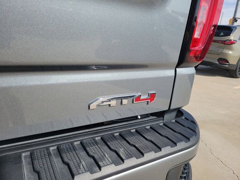Used 2025 GMC Sierra 1500 AT4 AWD/4WD image 10