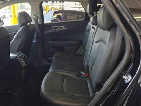 Used 2023 Kia Sportage EX FWD image 13