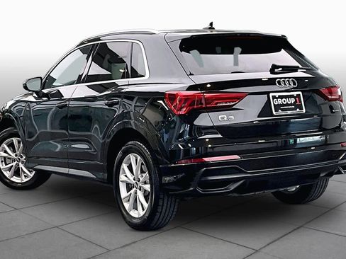Used 2021 Audi Q3 2.0T Premium w/ Convenience Package AWD/4WD image 12