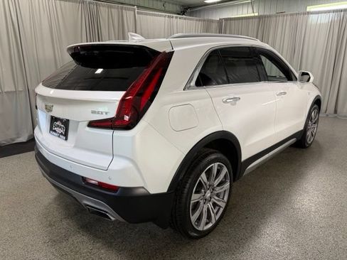 Used 2019 Cadillac XT4 Premium Luxury AWD/4WD image 4