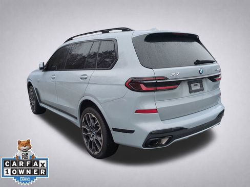 Used 2025 BMW X7 xDrive40i w/ M Sport Package AWD/4WD image 6