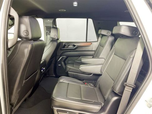 Used 2025 GMC Yukon Denali image 20