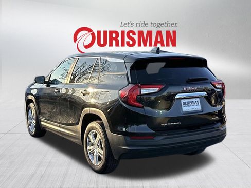 Certified 2024 GMC Terrain SLE image 4