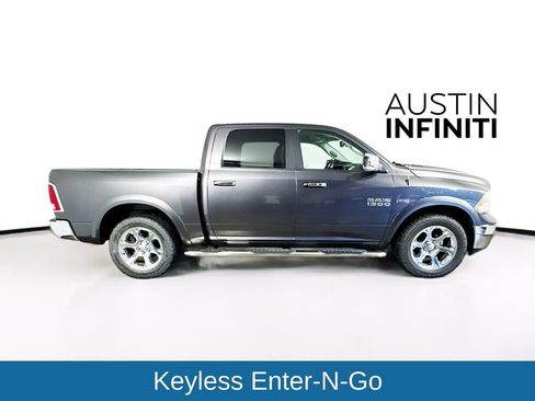 Used 2017 RAM 1500 Laramie w/ Convenience Group AWD/4WD image 9