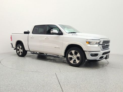 Used 2019 RAM 1500 Laramie RWD image 3