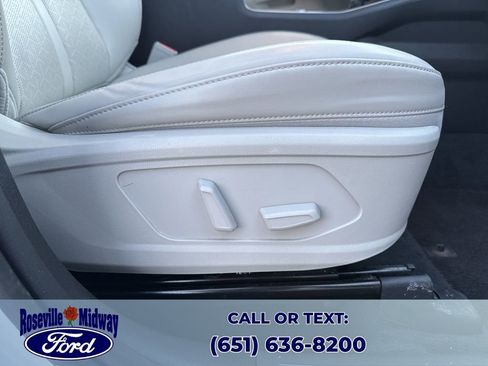 Used 2023 Kia Sorento EX image 35