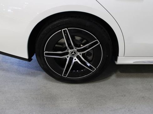 New 2026 Mercedes-Benz E 450 4MATIC Sedan image 34