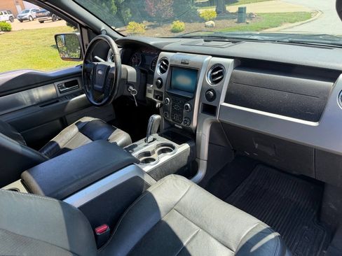 Used 2014 Ford F150 FX4 w/ Equipment Group 402A Luxury AWD/4WD image 7