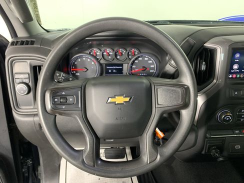Used 2020 Chevrolet Silverado 1500 Custom w/ Custom Value Package RWD image 21