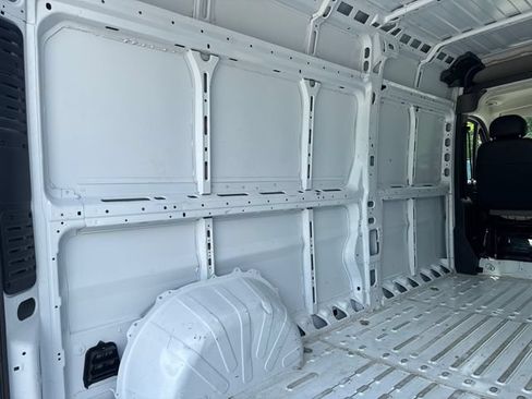 Used 2026 RAM ProMaster 2500 w/ Convenience Group FWD image 27