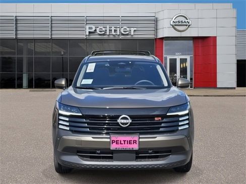 New 2025 Nissan Kicks SR w/ Illumination Package image 2