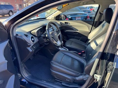 Used 2020 Chevrolet Sonic Premier image 9