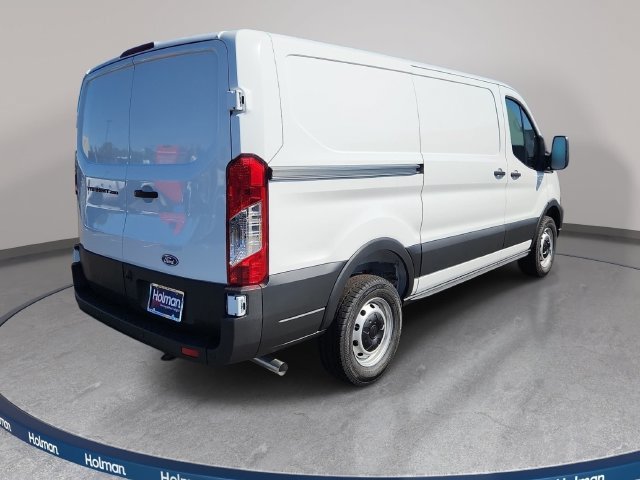 New 2026 Ford Transit 250 Low Roof w/ Load Area Protection Package RWD image 4