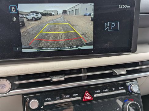 Certified 2025 Hyundai Tucson SEL image 12