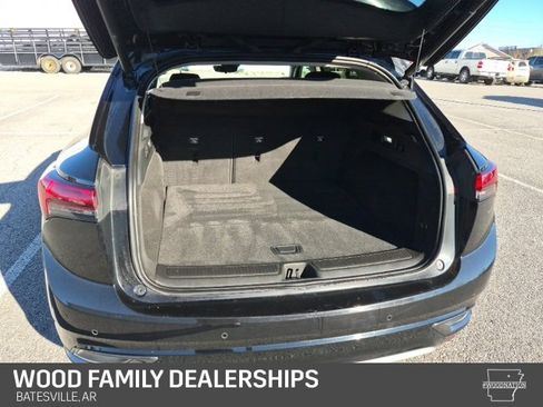 Used 2022 Buick Envision Essence w/ Technology Package II image 8