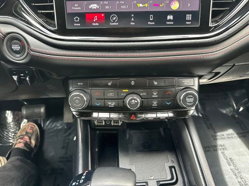 Used 2024 Dodge Durango R/T w/ Trailer Tow Group IV AWD/4WD image 37