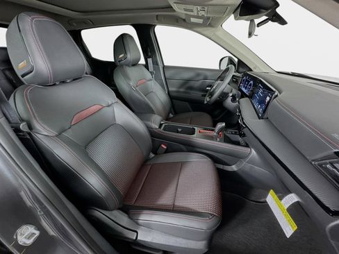 New 2026 Nissan Kicks SR w/ SR Premium Package image 27