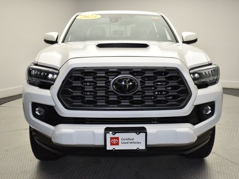 Used 2023 Toyota Tacoma TRD Sport AWD/4WD image 2