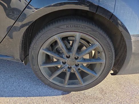 Used 2015 Audi A4 2.0T Premium Plus w/ Technology Package image 8