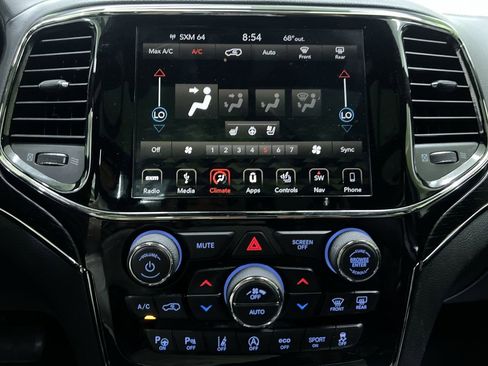 Used 2019 Jeep Grand Cherokee High Altitude AWD/4WD image 24